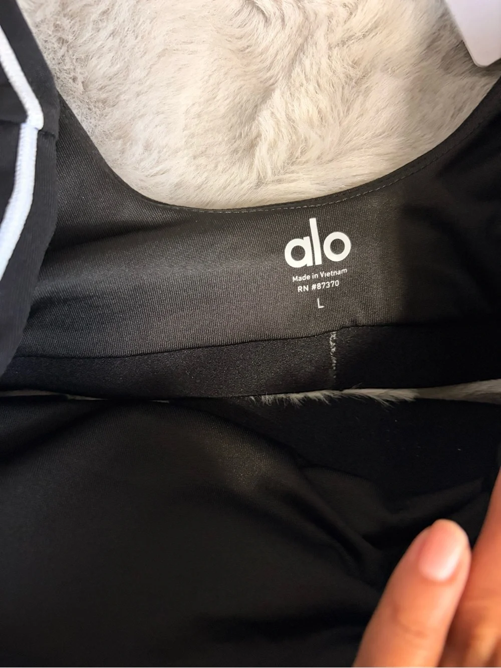 NWT Alo Yoga L Black White Heart Throb Bra Legging Set Pilates